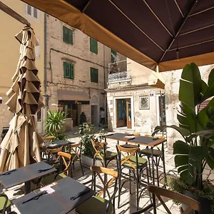 Dolce , Split Croatia